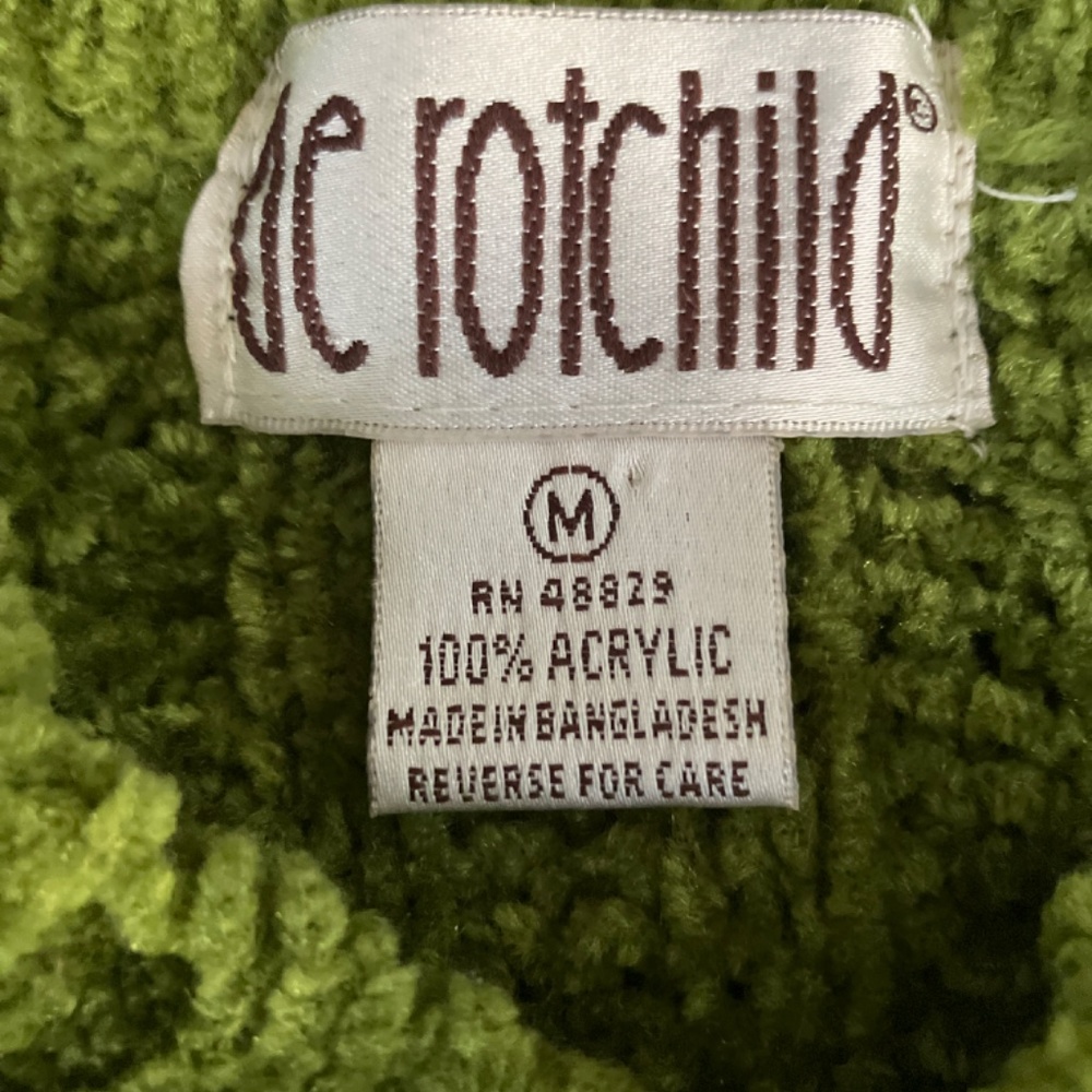 Sweater - Picture 4 of 4